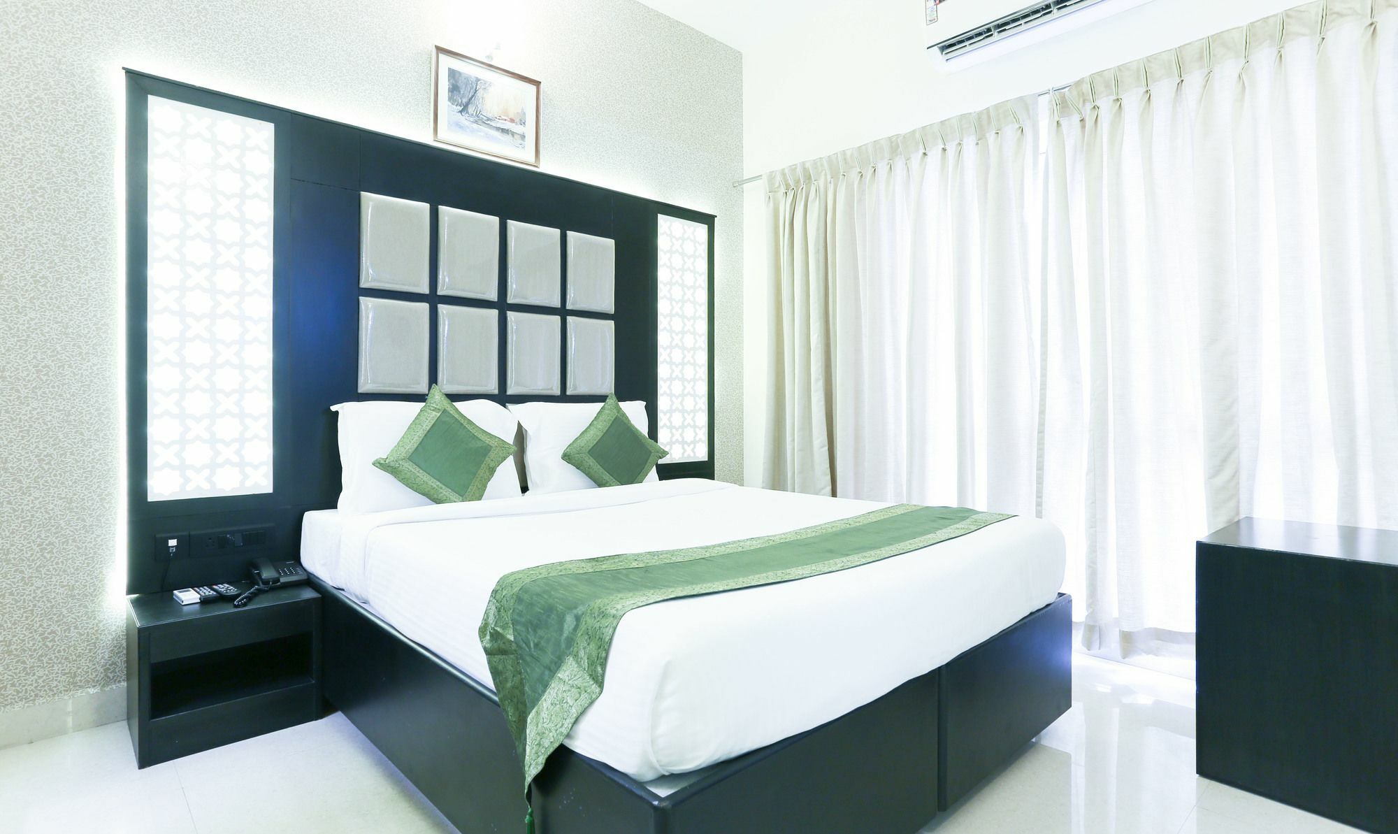 Treebo Emirates Residency Hotel
